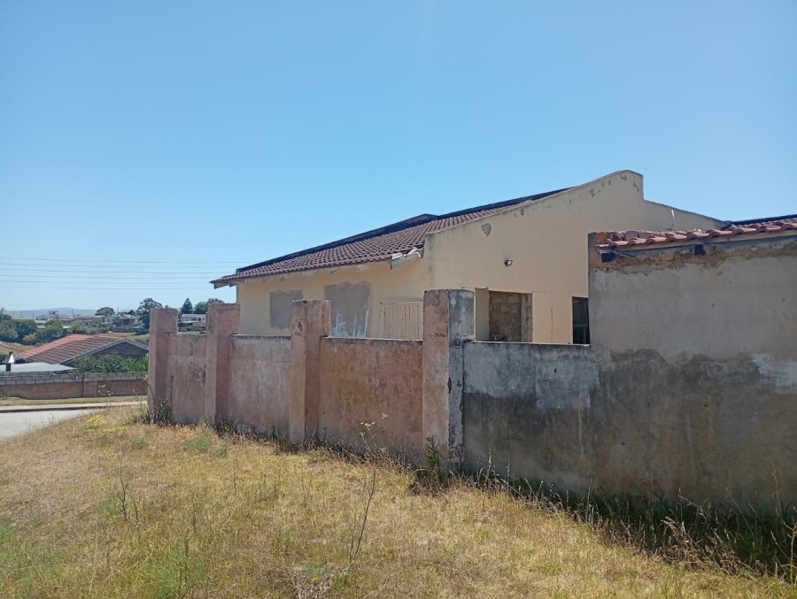 4 Bedroom Property for Sale in Uitenhage Central Eastern Cape